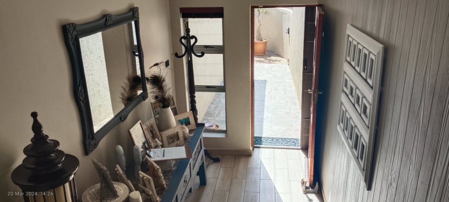 3 Bedroom Property for Sale in Menkenkop Western Cape